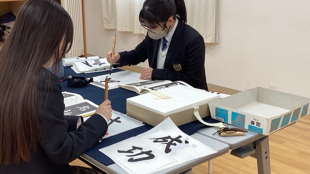 杉並学院高等学校　ダッフルコート　9号 杉並学院高等学校 ダッフルコート 9号 - メルカリ